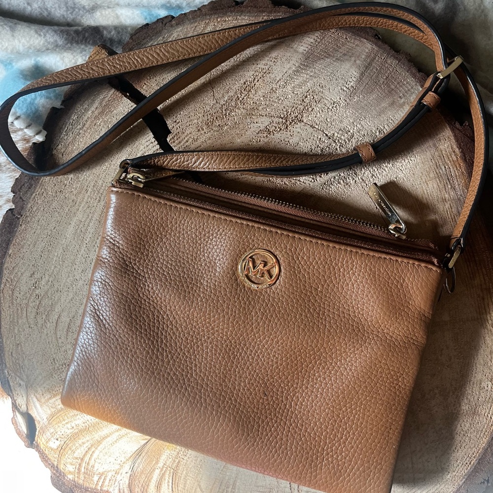 Micheal Kors Brown Slim Crossbody bag